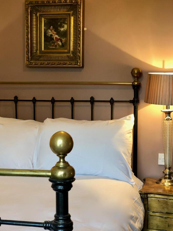 Hotel The Wheatsheaf At Beetham Sandside  Esterno foto
