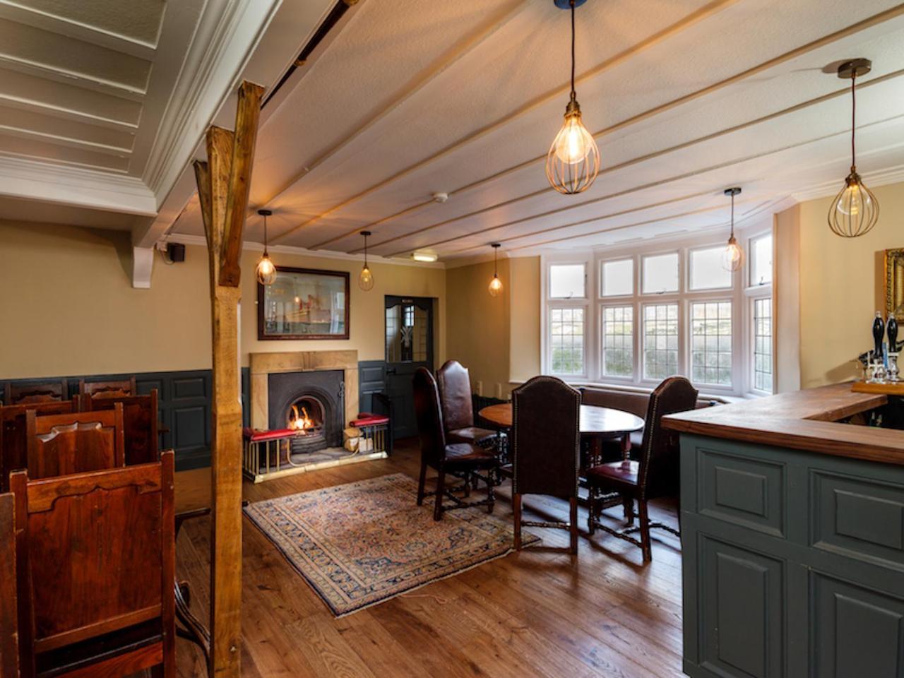 Hotel The Wheatsheaf At Beetham Sandside  Esterno foto
