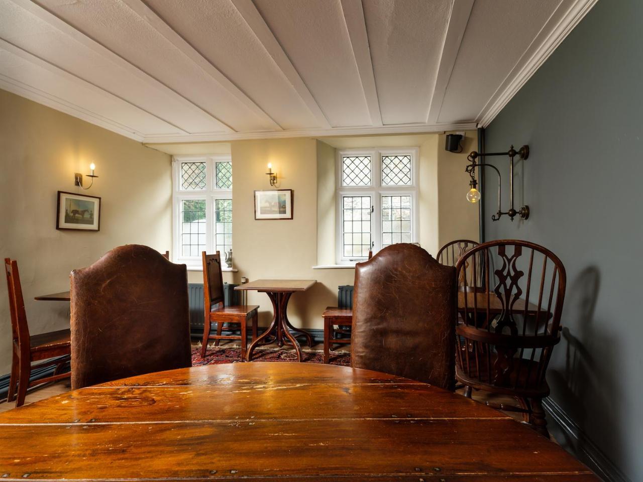 Hotel The Wheatsheaf At Beetham Sandside  Esterno foto